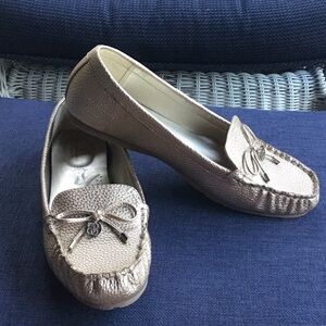 Bandolino Flexible Loafers